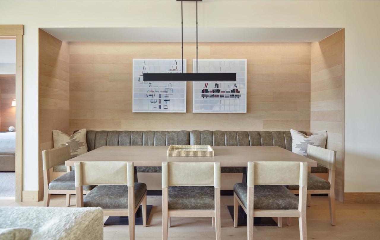 cirque two bedroom den residence dining area