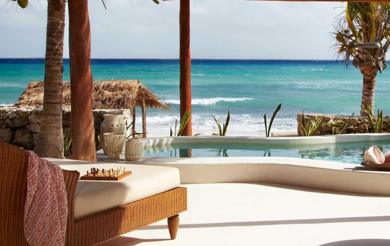 riviera maya Beachfront Villa with Private Pool and Deck