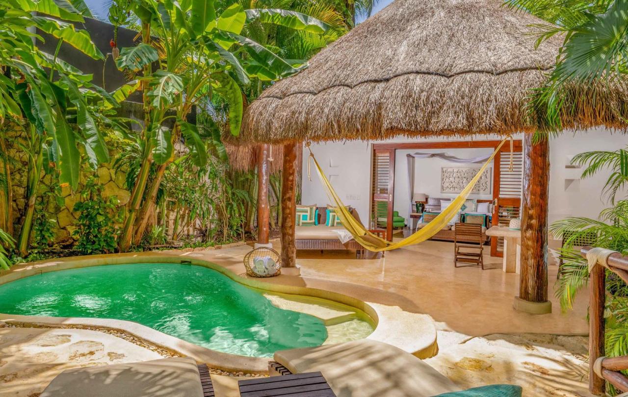 riviera maya Royal Villas with Private Plunge Pool and Deck