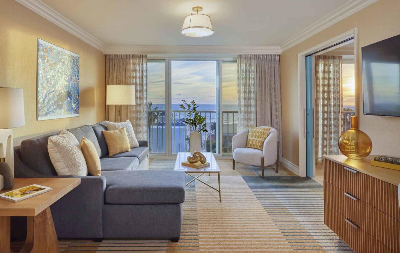 santa monica Palmetto King Suite 