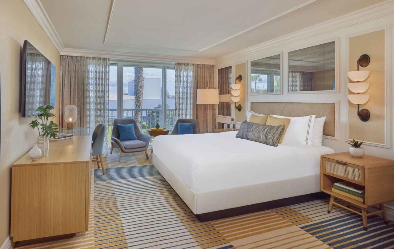 A king bed and and large space in a city view king room at Viceroy Santa Monica