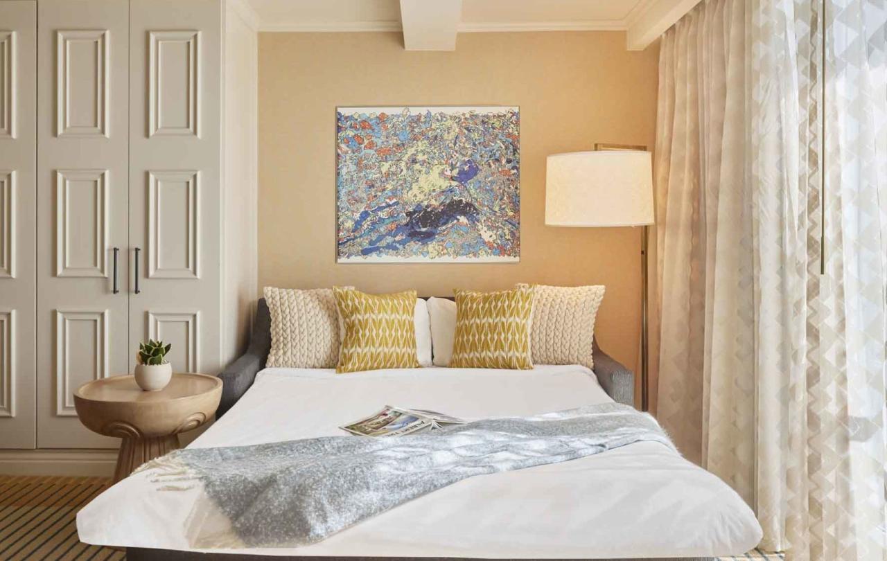 A pullout couch in a junior suite at Viceroy Santa Monica