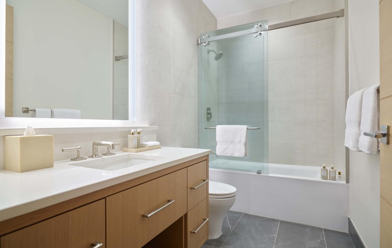 viceroy-snowmass-three-bedroom-penthous-bathroom-2